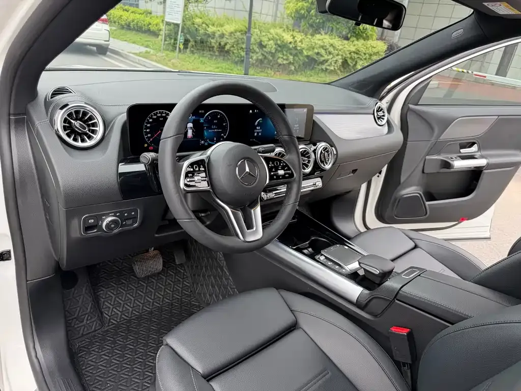 Mercedes-Benz GLA — фото 3