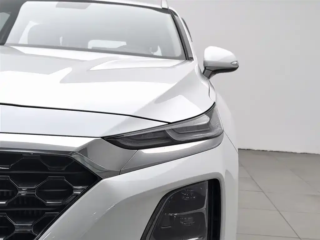 Hyundai Santa Fe 2021 из CN, фото 2