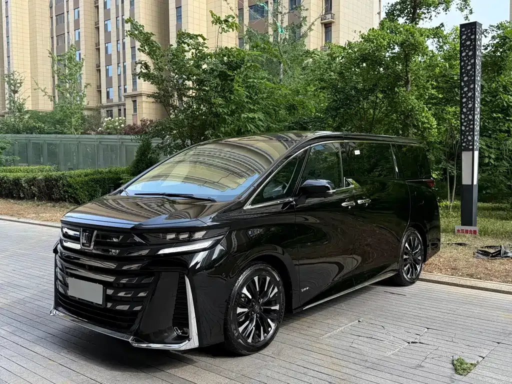 Toyota Vellfire 2025 из CN, фото 3