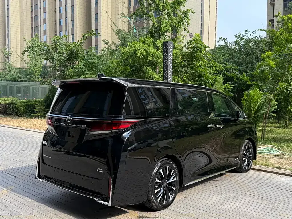 Toyota Vellfire 2025 из CN, фото 6