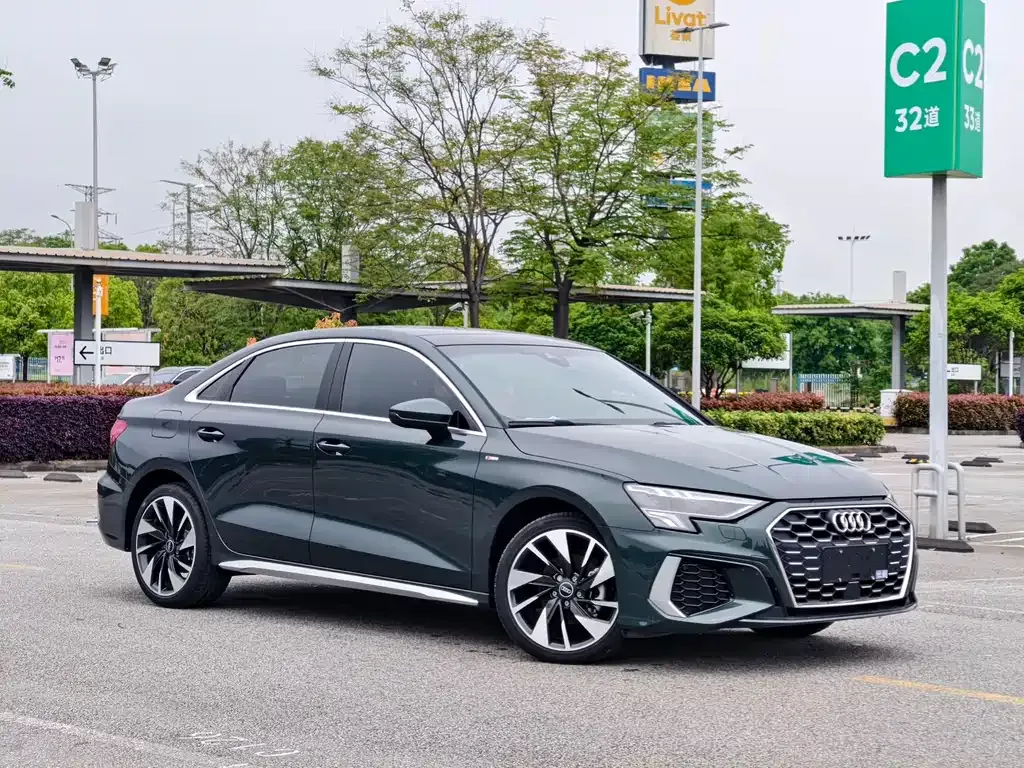 Audi A3 — фото 2