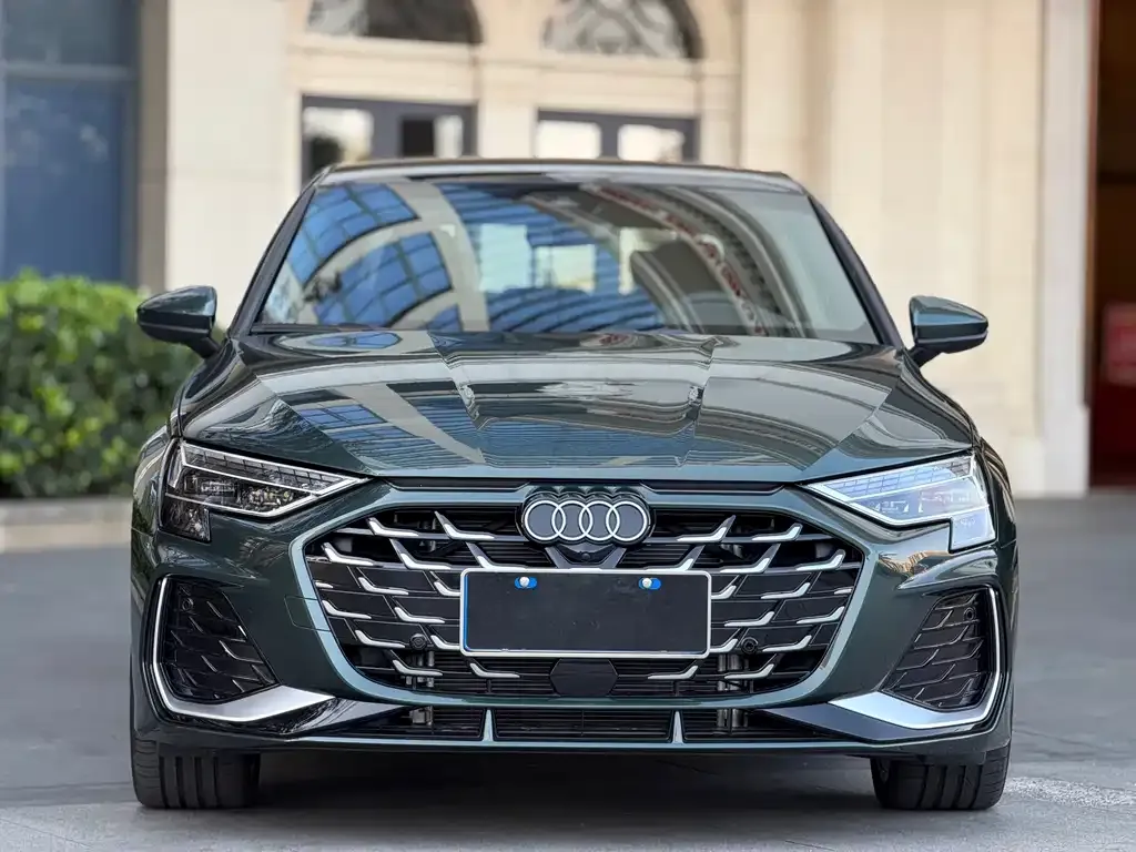 Audi A3 2025 из CN, фото 2