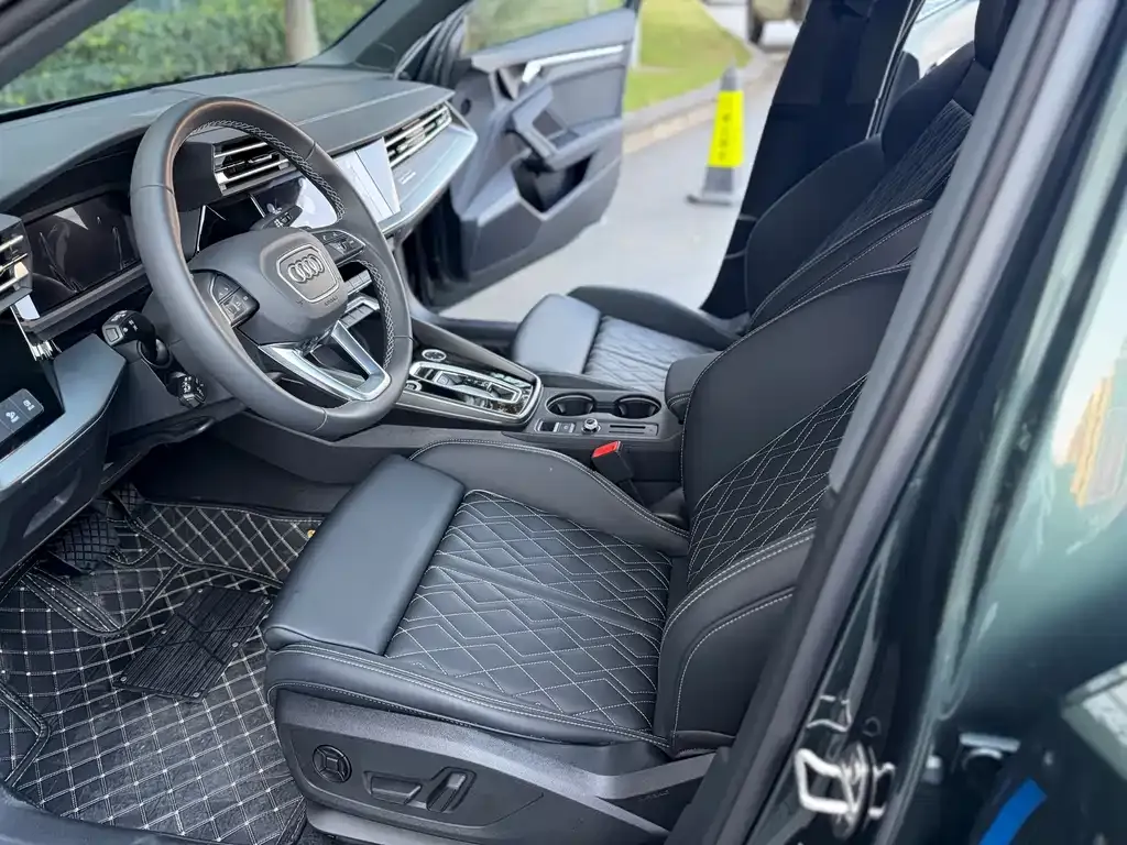 Audi A3 2025 из CN, фото 5