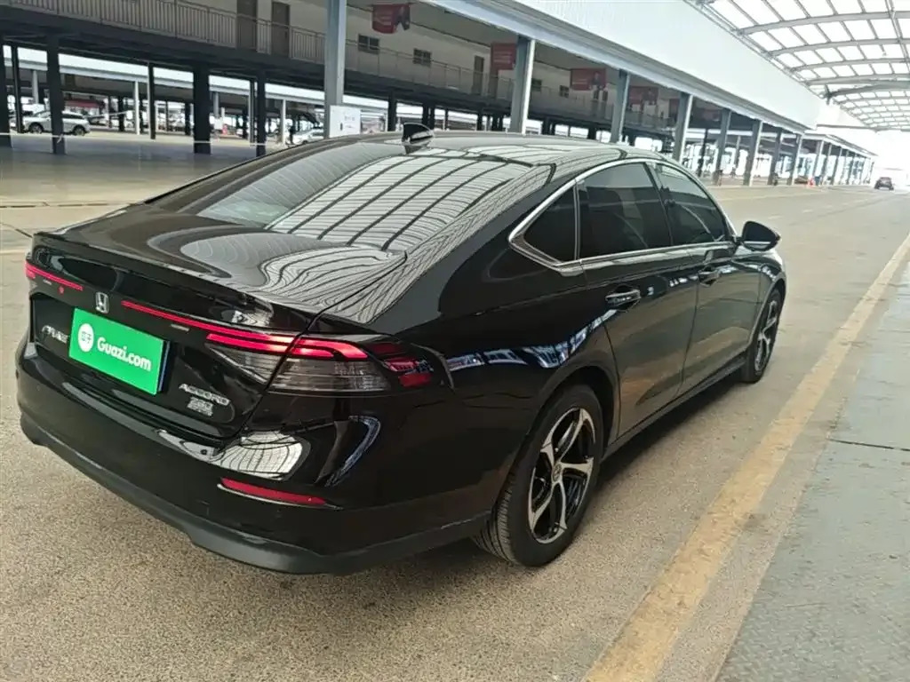 Honda Accord — фото 3