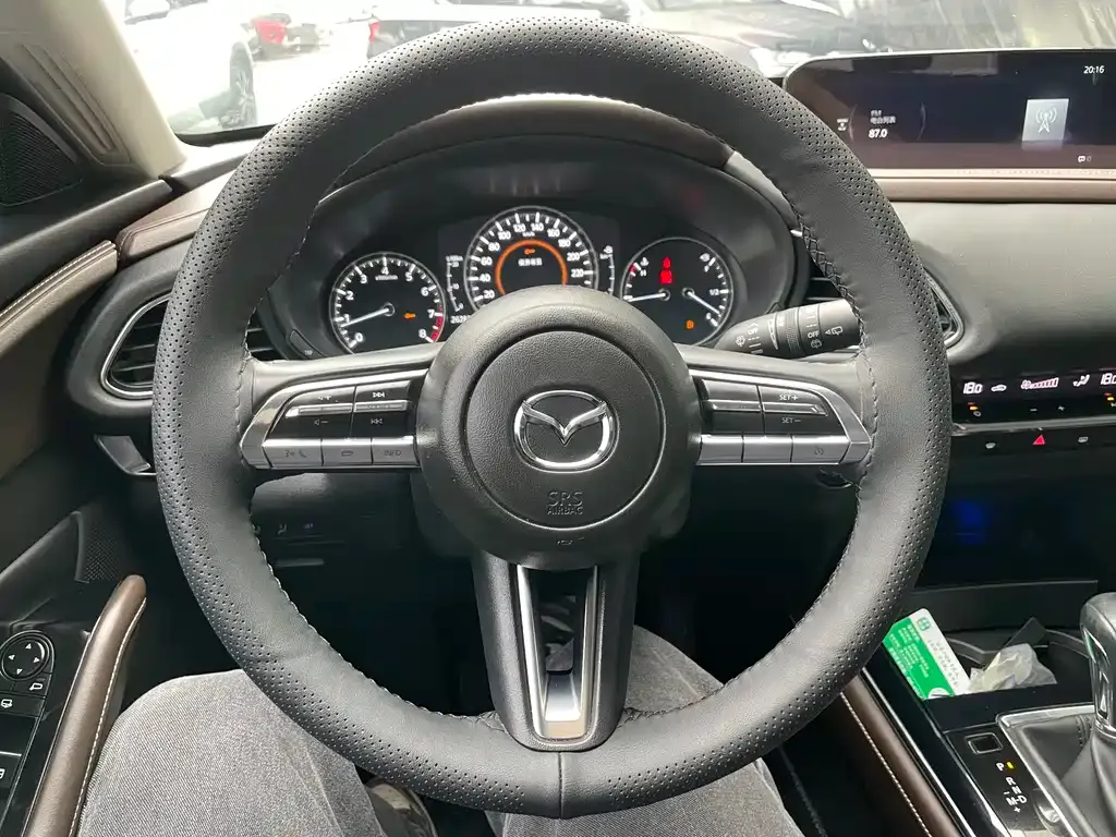 Mazda CX-30 — фото 3