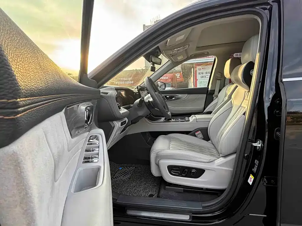 GAC Motor Trumpchi GS8 2022 из CN, фото 2