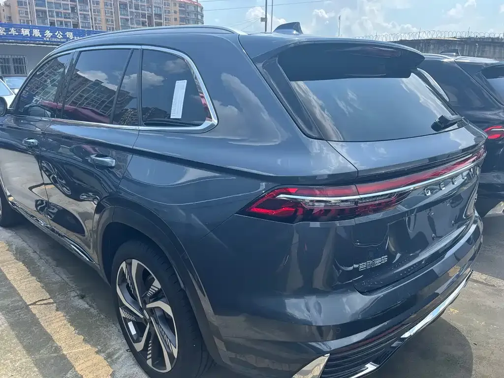 Geely Xingyue L — фото 2