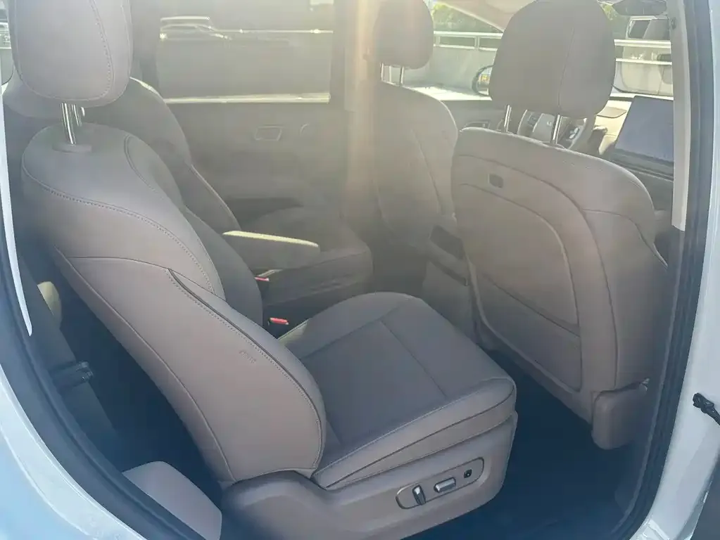 Li Auto i8 2025 из CN, фото 4
