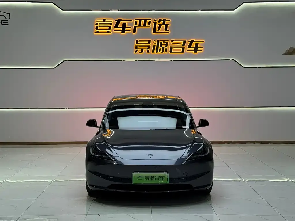 Tesla Model 3 — фото 3