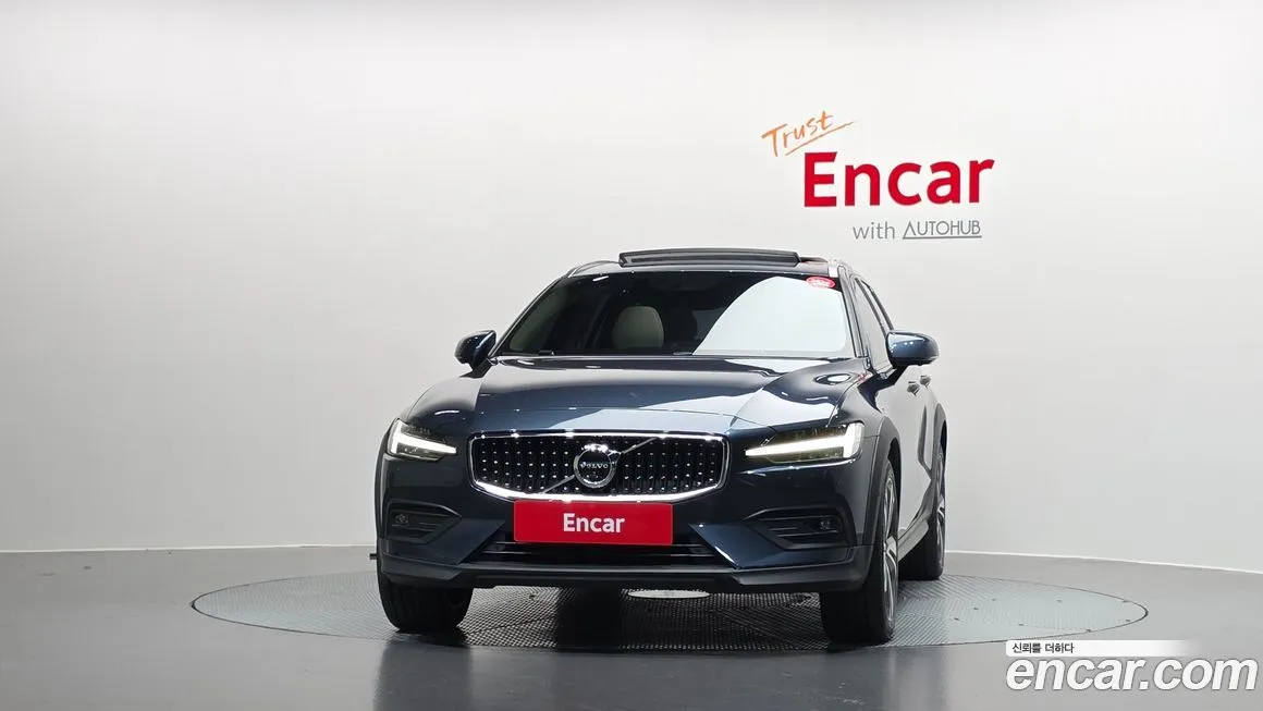 Volvo V60 2021 из KR, фото 2