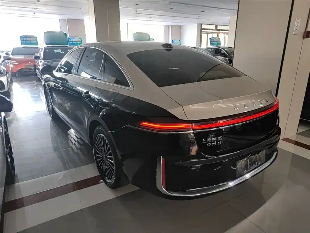 Roewe M7 DMH 2025 из CN, фото 3