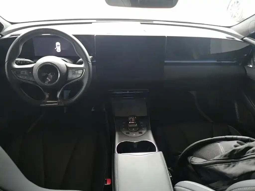BYD Seal — фото 2