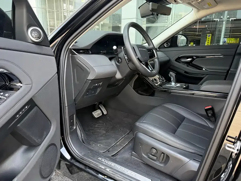 Land Rover Evoque — фото 6
