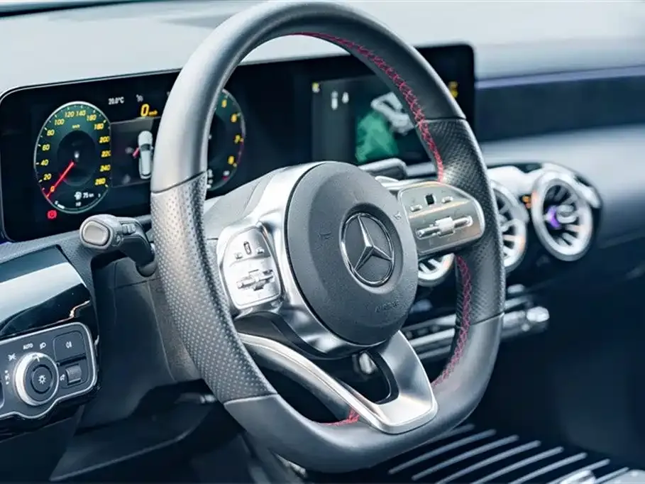 Mercedes-Benz CLA (Import) — фото 8