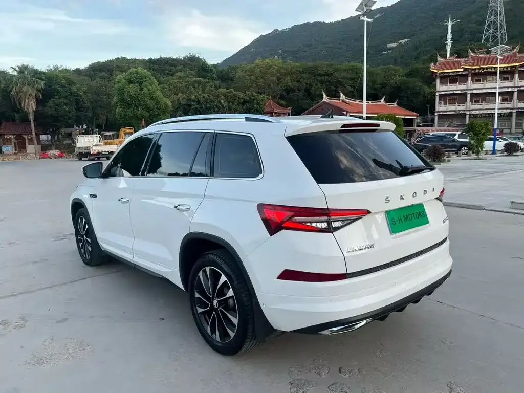 Skoda Kodiaq 2023 из CN, фото 9