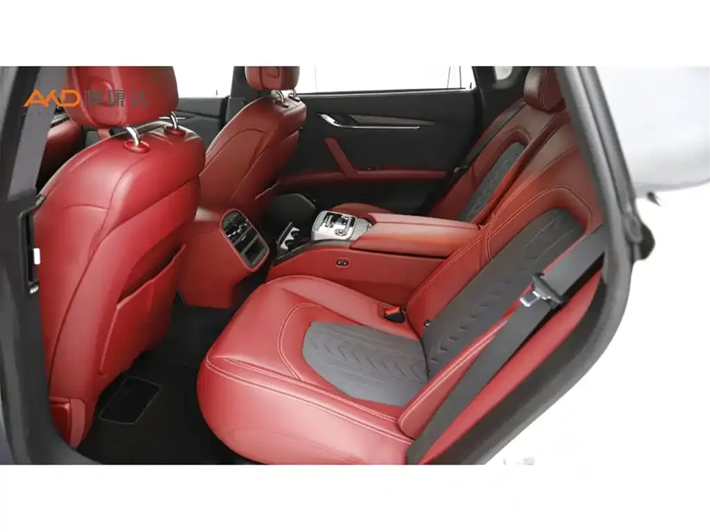 Maserati Quattroporte 2023 из CN, фото 5