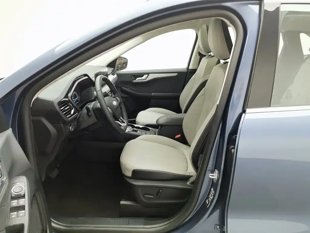 Ford Escape 2024 из CN, фото 9