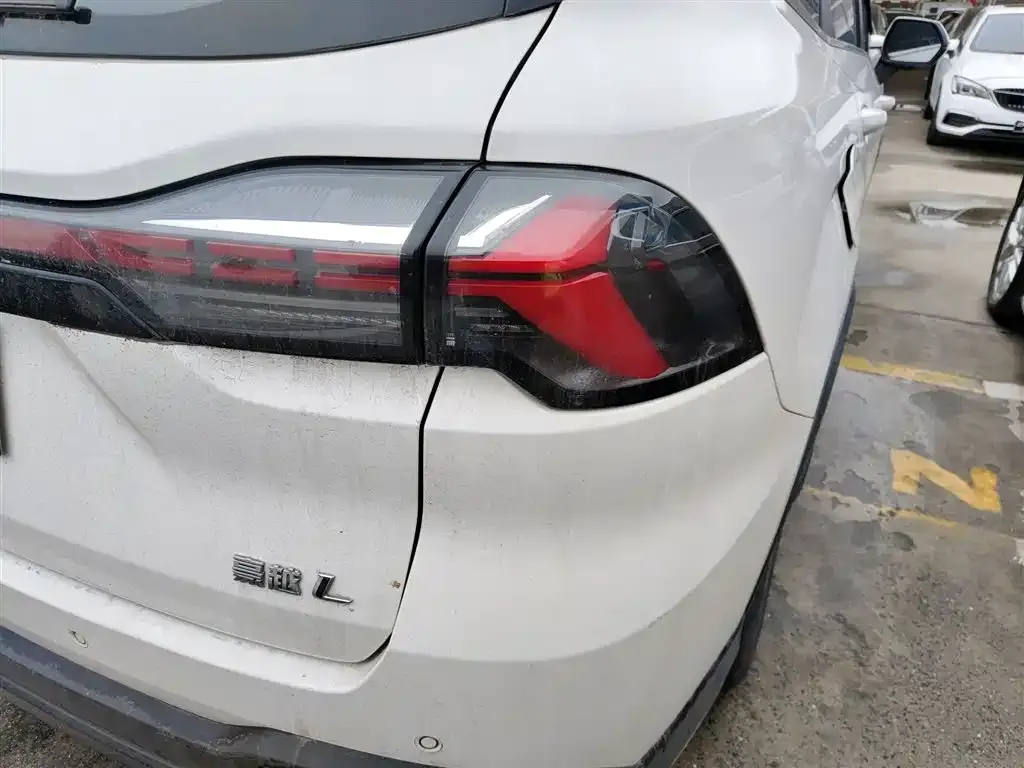 Geely Haoyue L 2024 из CN, фото 9