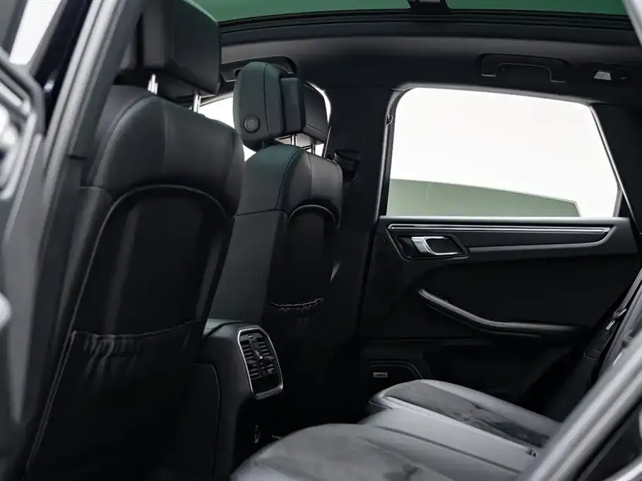 Porsche Macan 2021 из CN, фото 3
