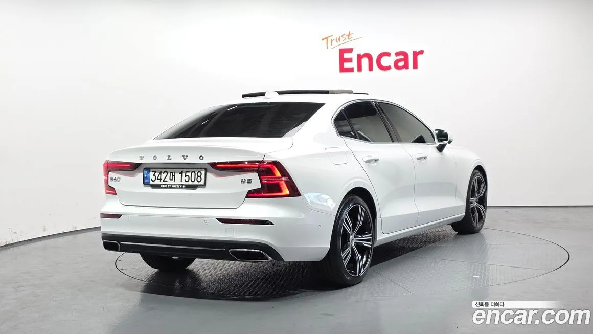 Volvo S60 2021 из KR, фото 3