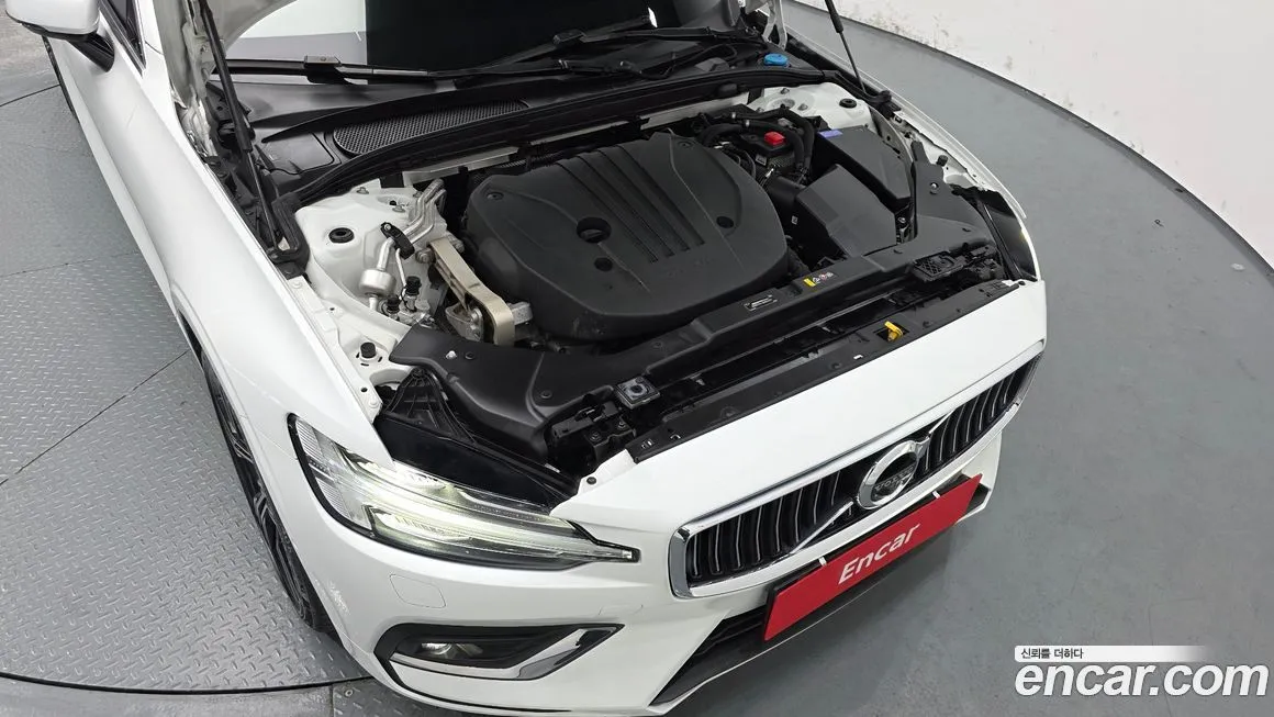 Volvo S60 2021 из KR, фото 9