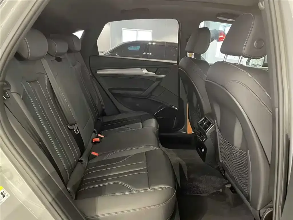 Audi Q5L Sportback 2021 из CN, фото 6