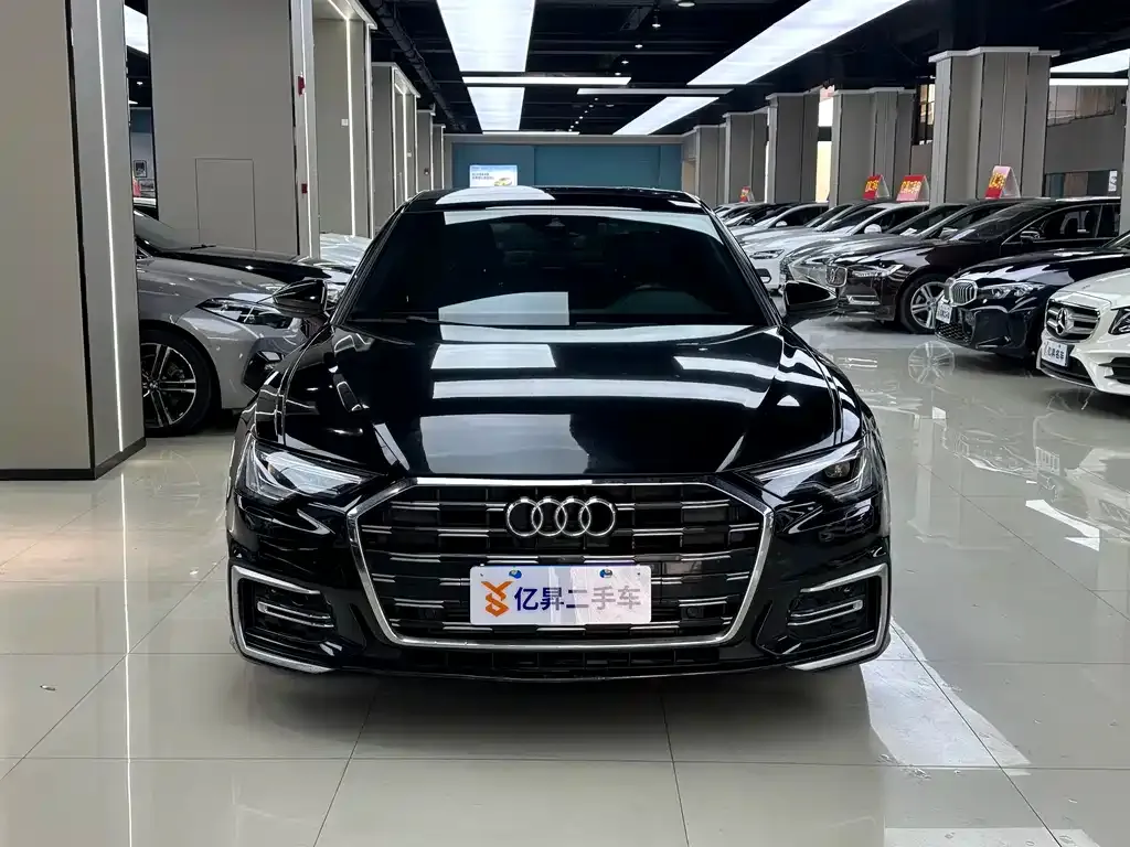 Audi A6L — фото 9