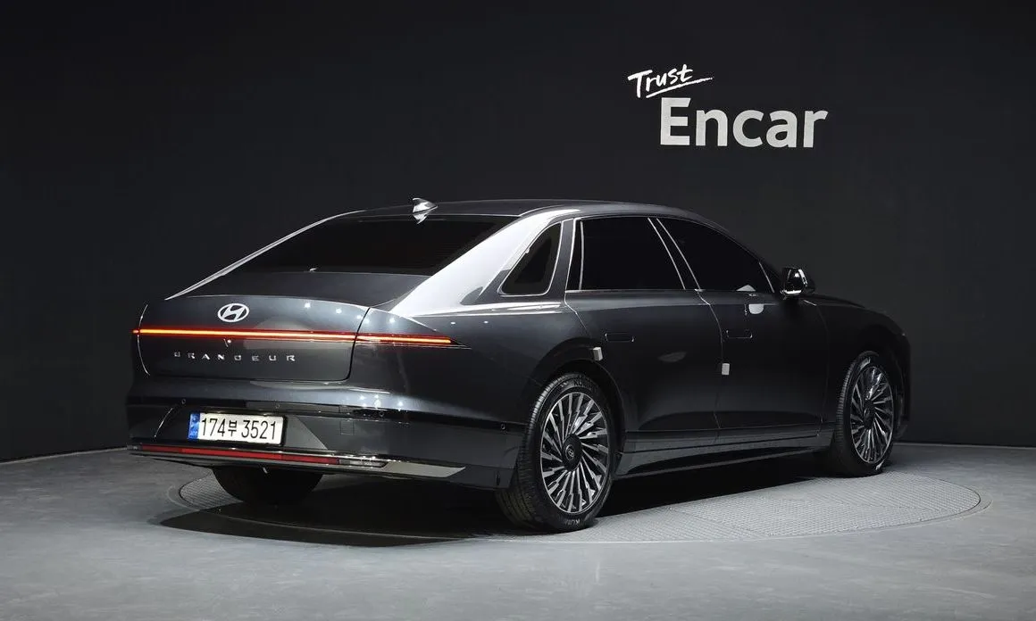 Hyundai Grandeur 2023 из KR, фото 6