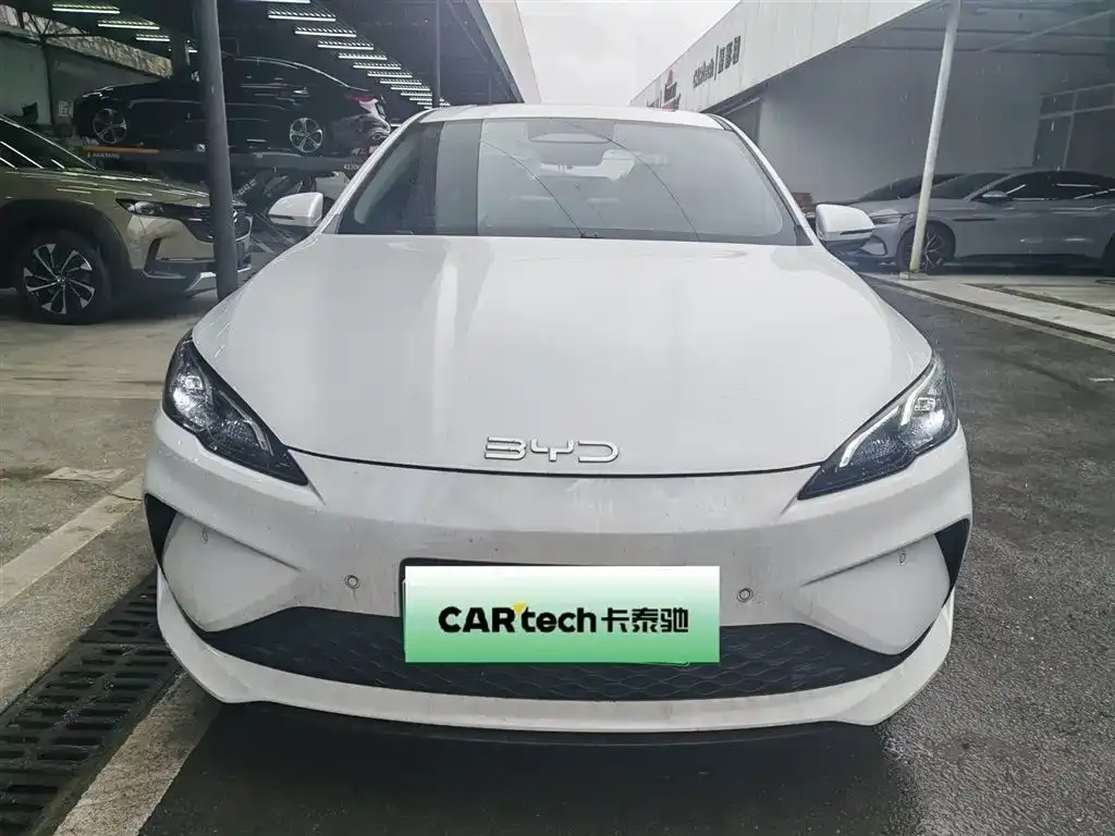 BYD Seal 05 DM-i — фото 8