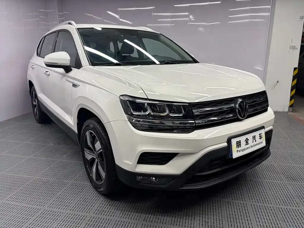 Volkswagen Tharu — фото 9