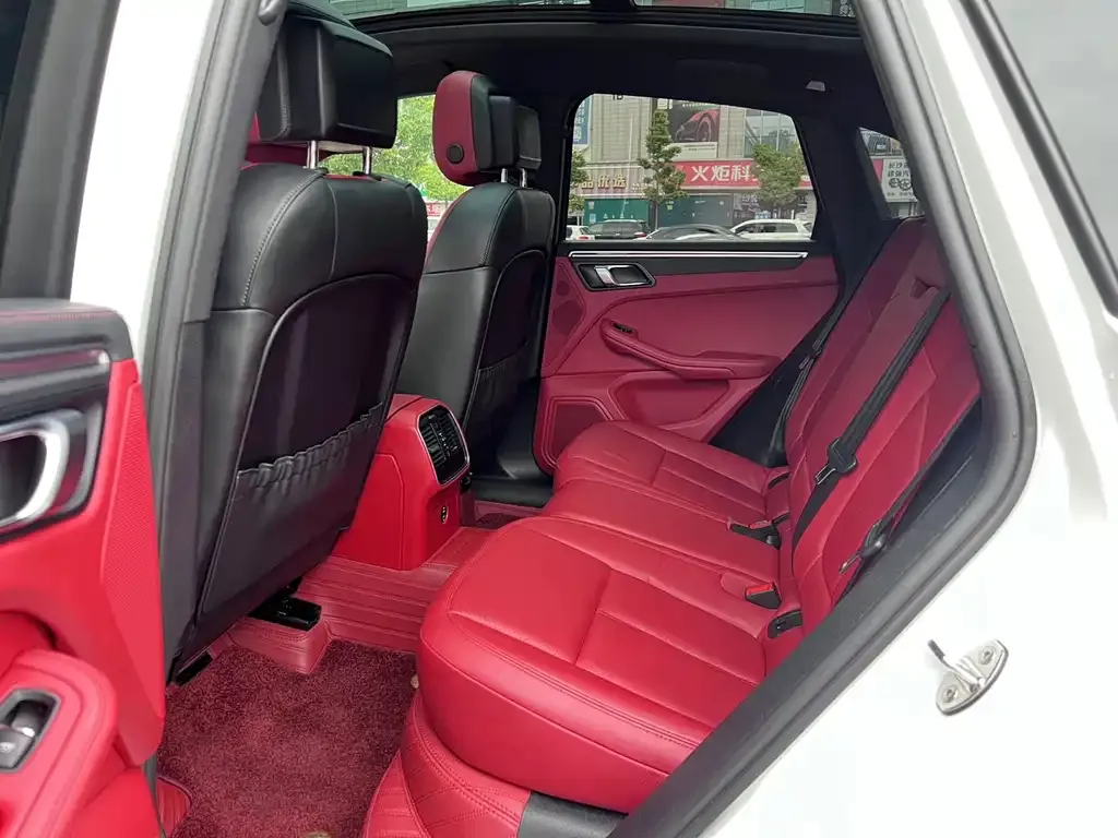 Porsche Macan 2021 из CN, фото 7