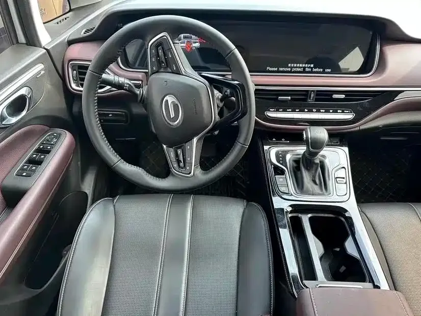 GAC Motor Trumpchi M6 — фото 2