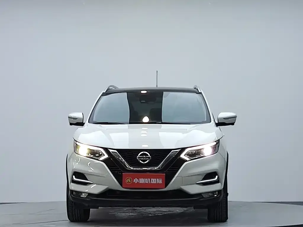 Nissan Qashqai — фото 2
