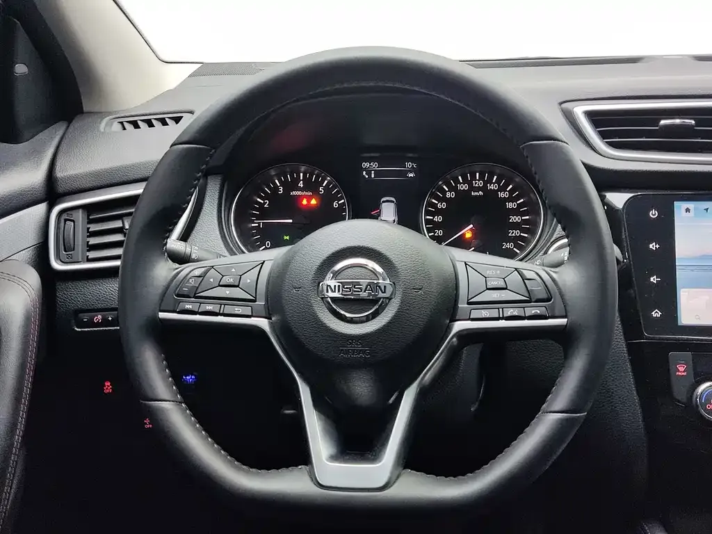Nissan Qashqai — фото 10