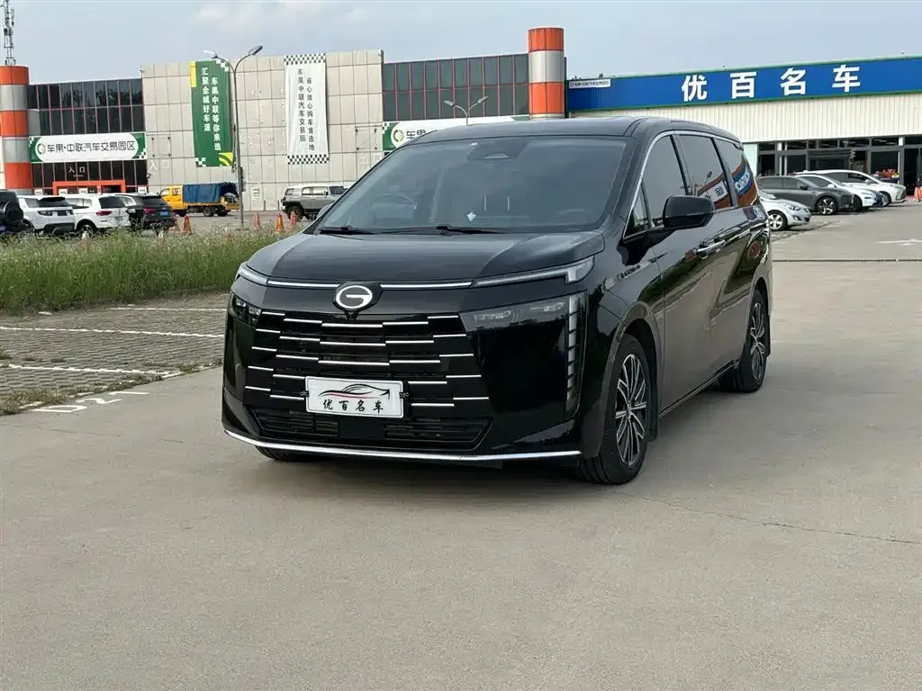 GAC Motor Trumpchi E8