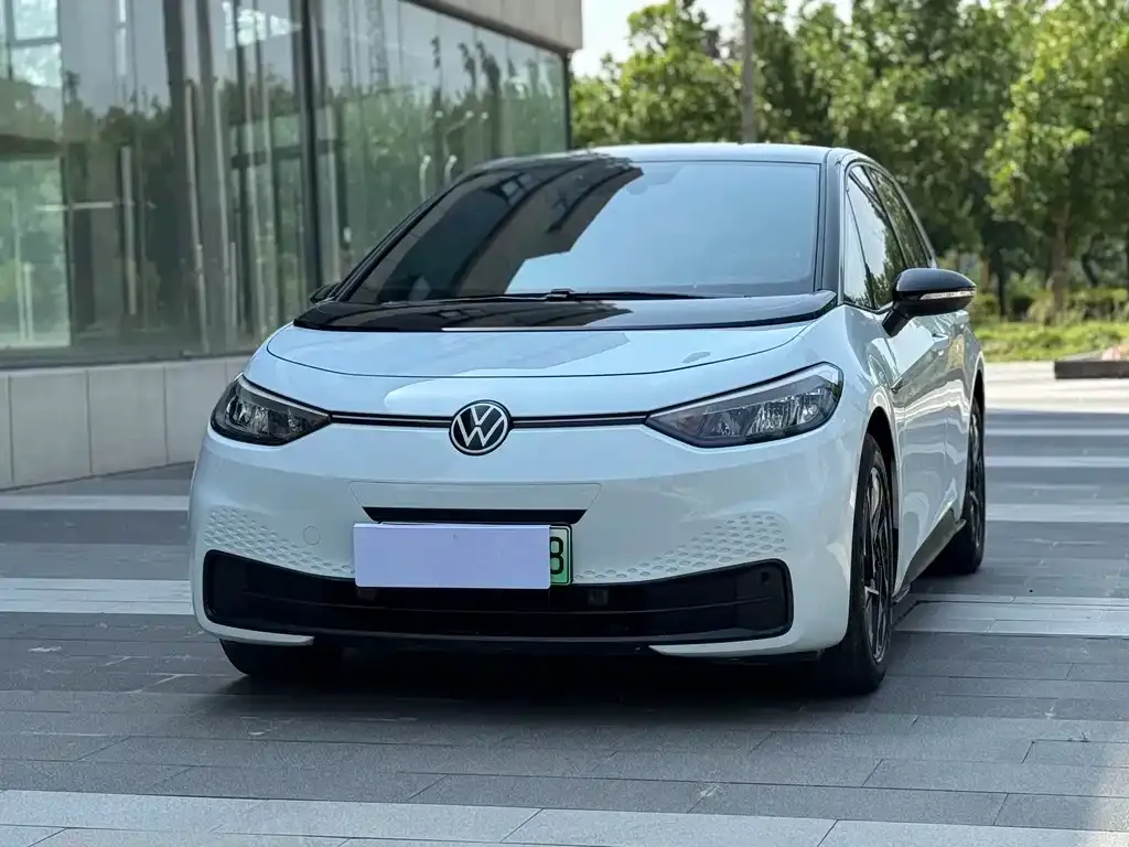 Volkswagen ID.3 — фото 1