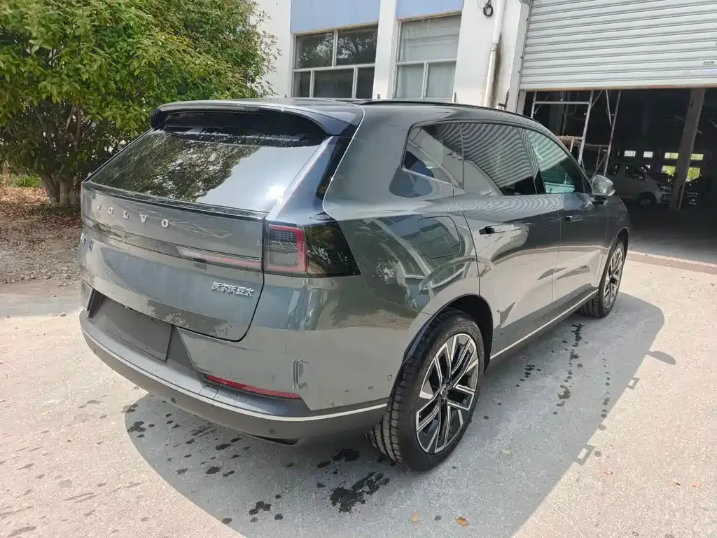 Volvo XC70 Plug-in Hybrid 2026 из CN, фото 7