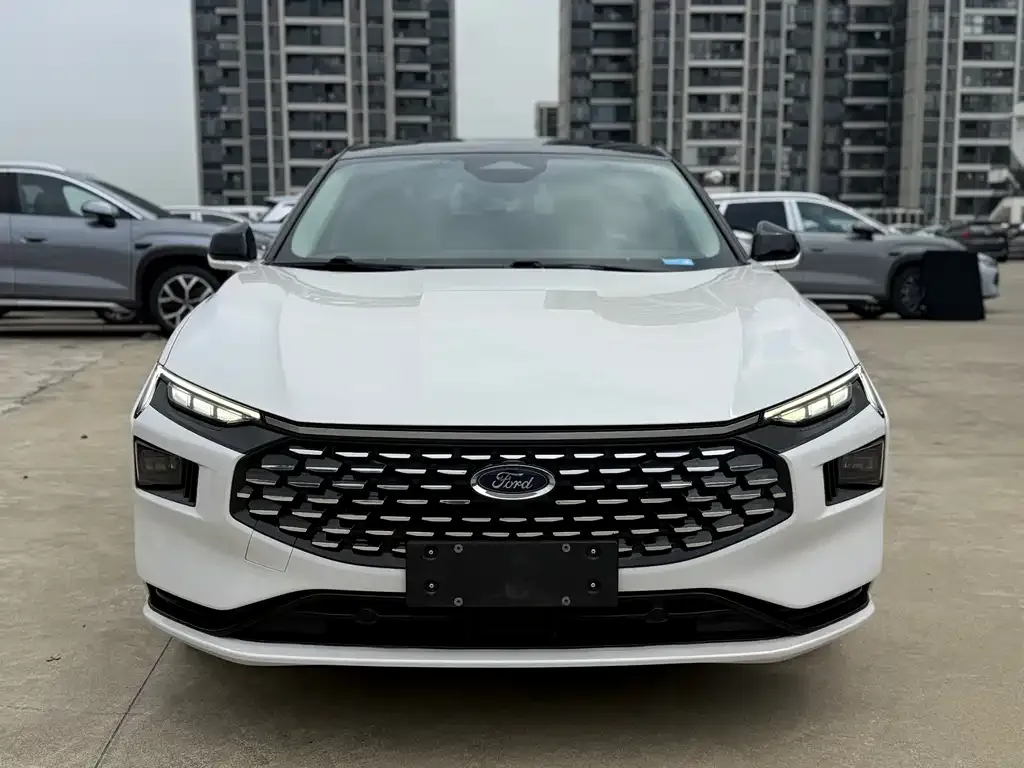Ford Mondeo — фото 7
