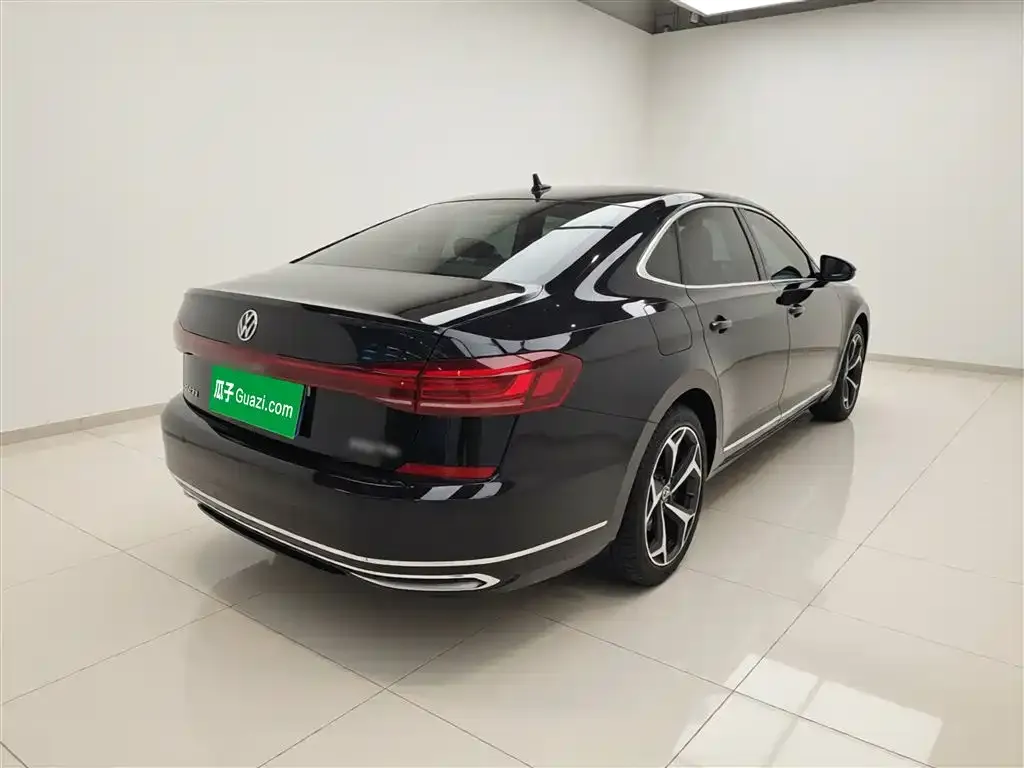 Volkswagen Passat — фото 4