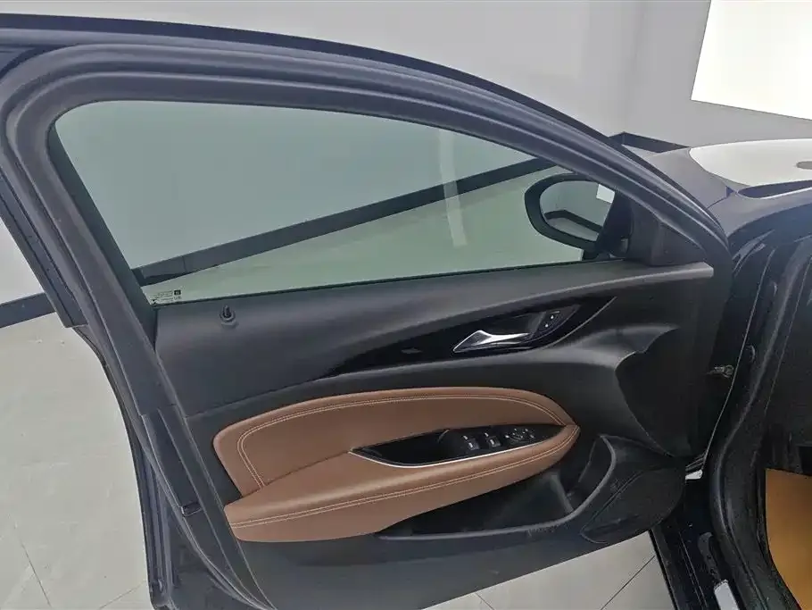 Buick Regal — фото 3