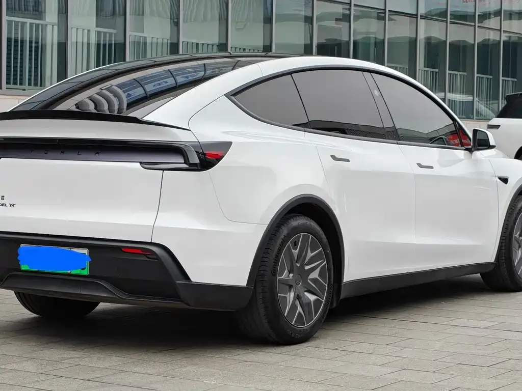 Tesla Model Y L 2026 из CN, фото 9
