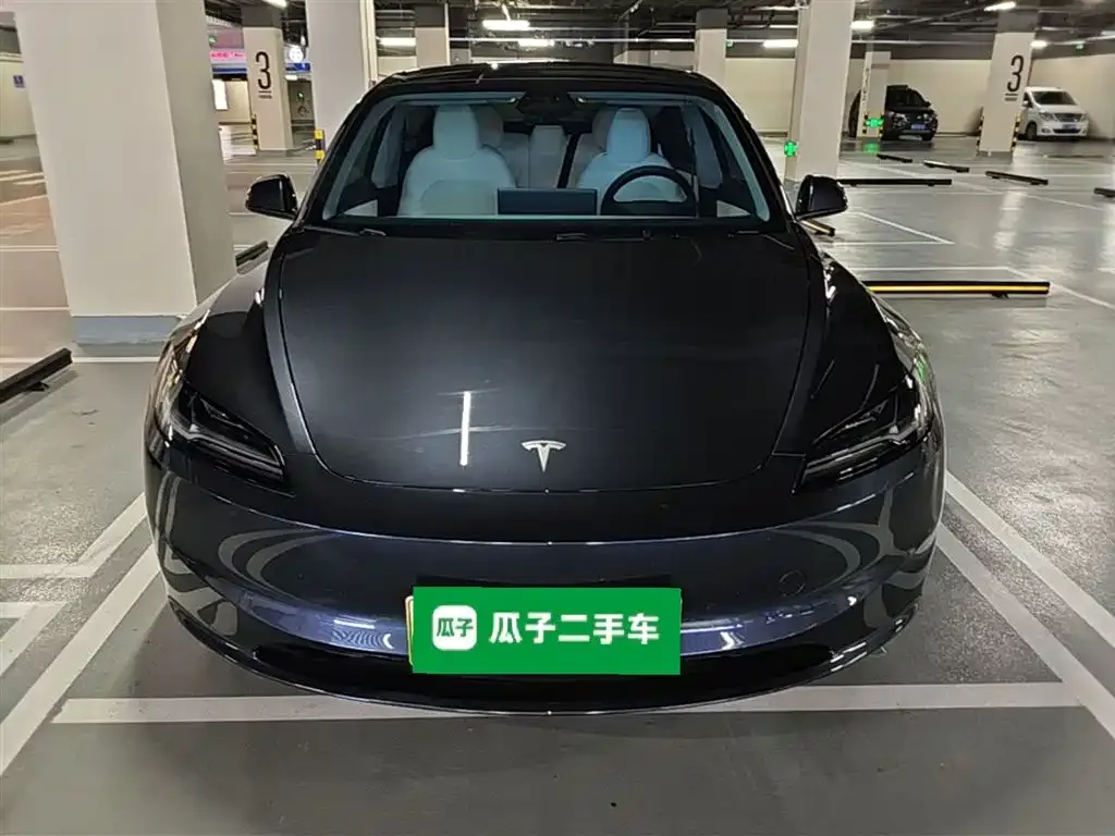 Tesla Model 3 — фото 5