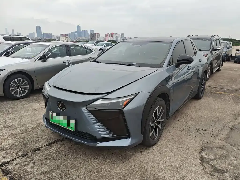 Lexus RZ