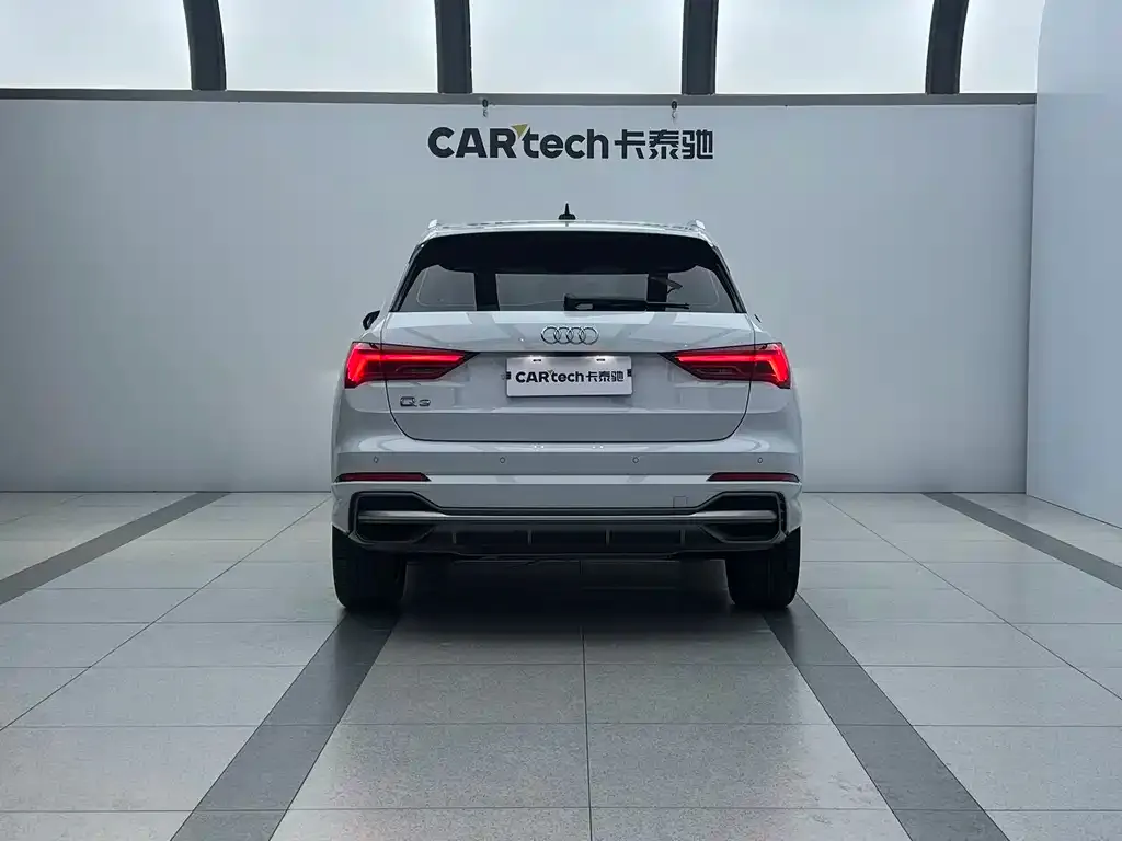 Audi Q3 — фото 5