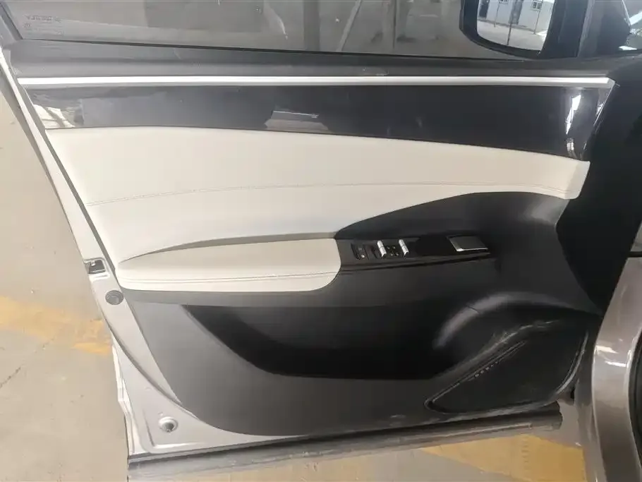 Geely Galaxy L7 — фото 3