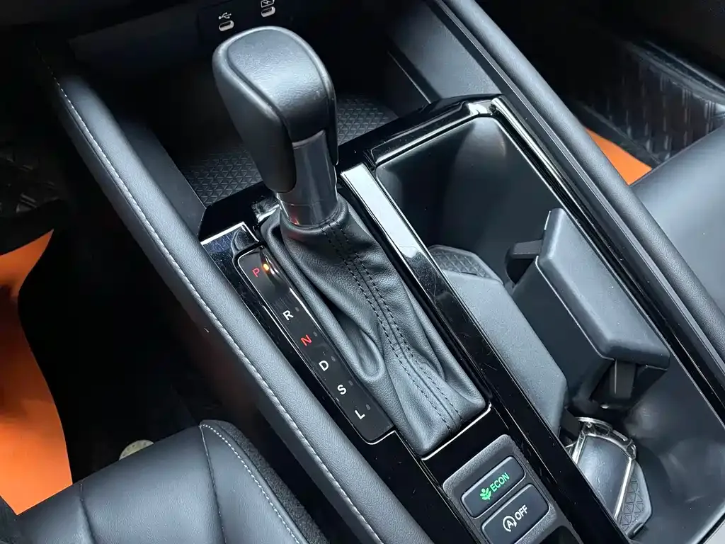 Honda Inspire — фото 10