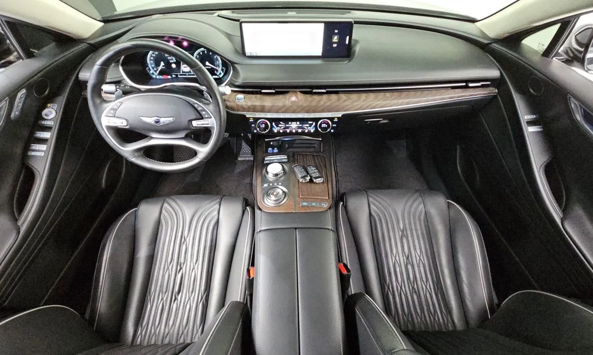 Genesis G80 — фото 10