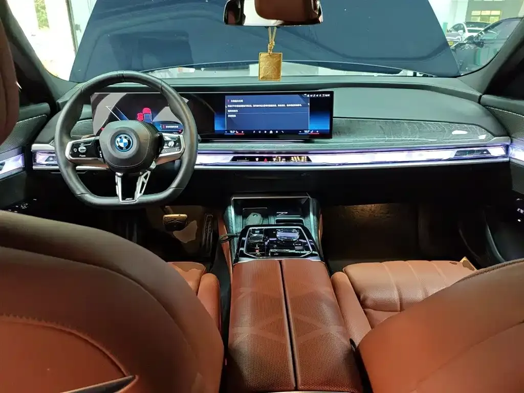 BMW i7 2023 из CN, фото 6