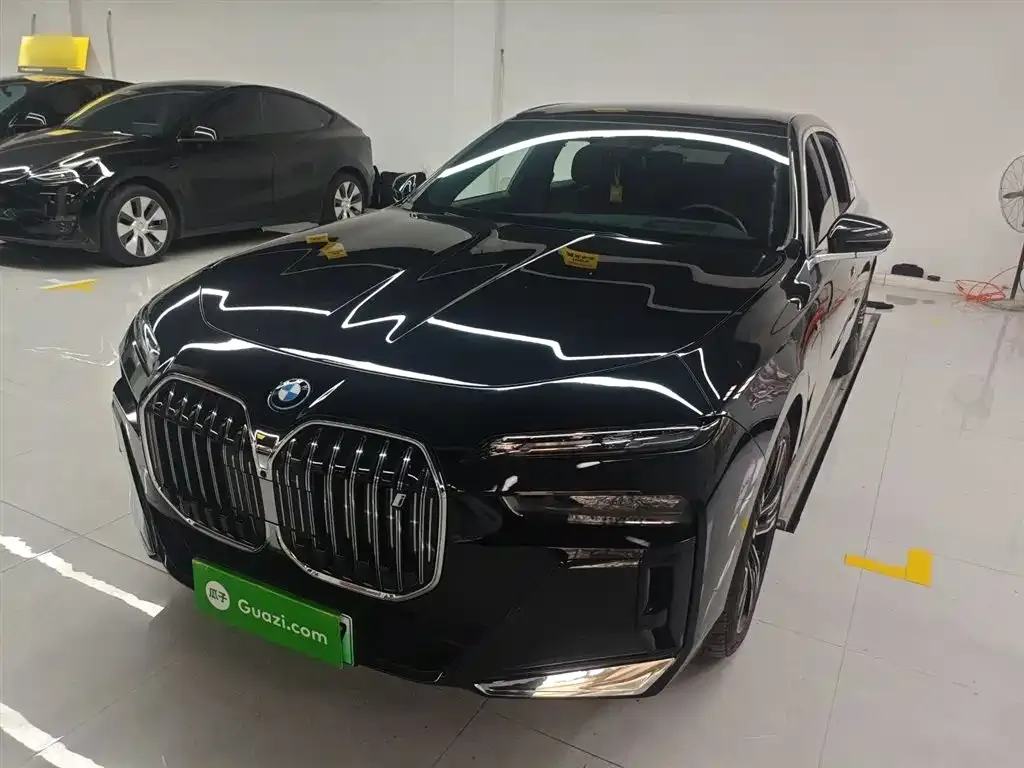 BMW i7 2023 из CN, фото 4