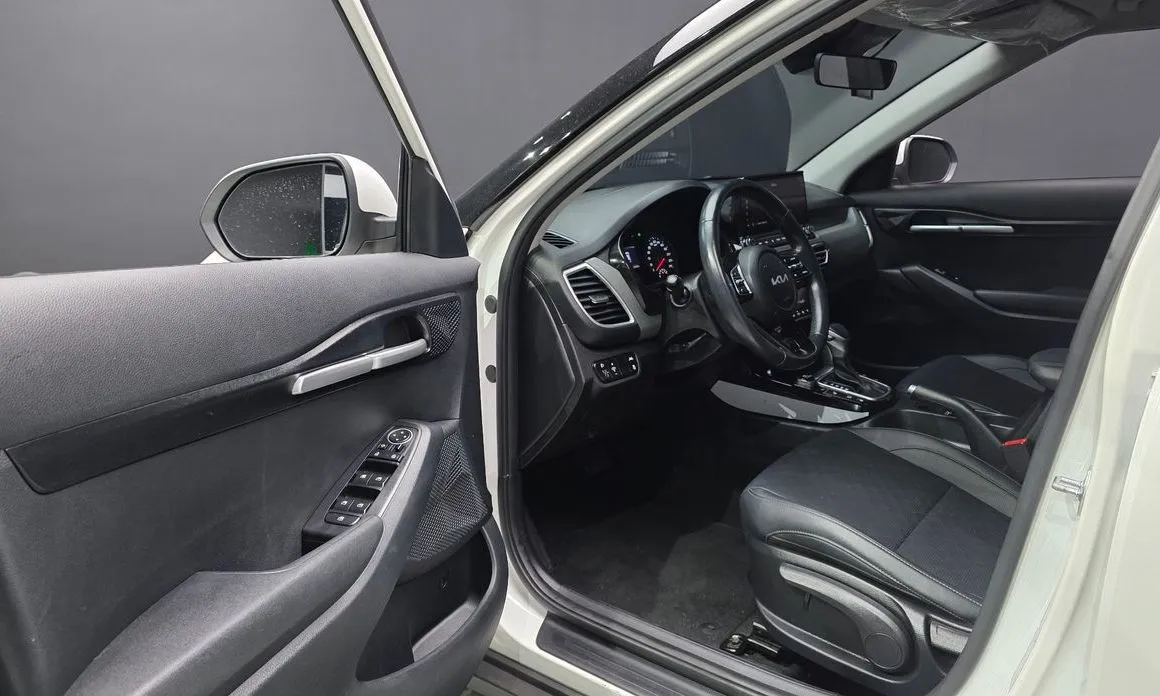 Kia Seltos 2023 из KR, фото 4
